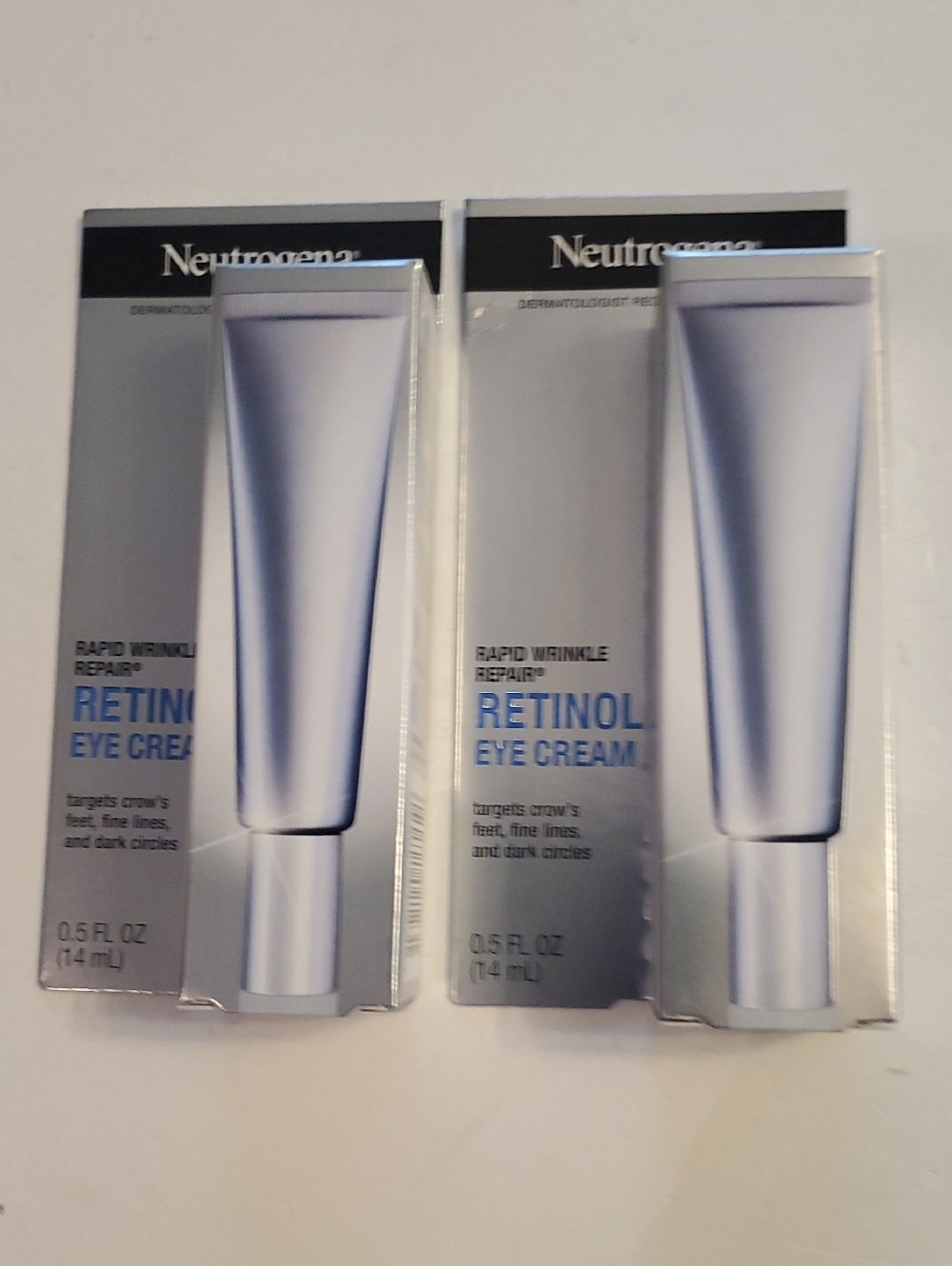 Neutrogena Retinol Eye Cream Twin Pack - Silver and Blue